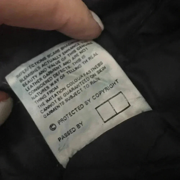 Vintage Black Leather Genuine Motorcycle Jacket- 🏍️ - Picture 12 of 12